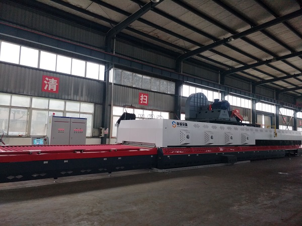 Low-E玻璃鋼化時(shí)為什么要用強(qiáng)制對(duì)流鋼化爐？有哪些優(yōu)勢？